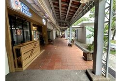 Hougang Avenue 8 (D19), Shop House #556488071
